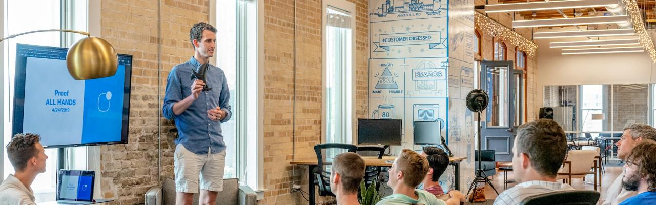 طراحی و توسعه وب اپلیکیشن